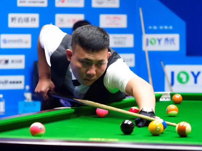 组与球员的 组与球员的